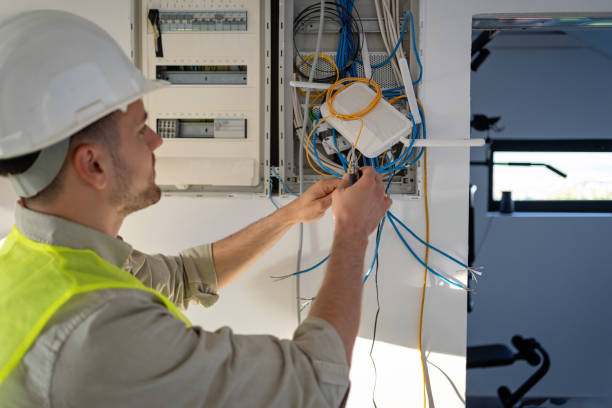 Best Affordable Emergency Electrician  in Frontenac, MO